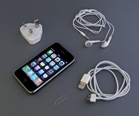 black iPhone 4